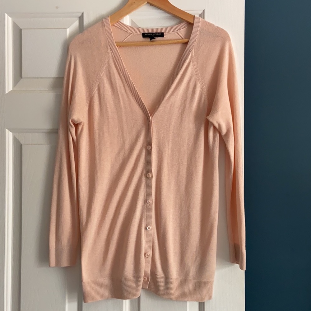 Banana Republic Oversized Feather weight Cardigan